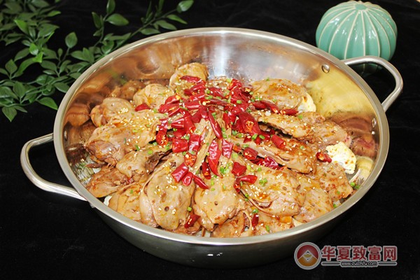 鸿鹄食尚干锅辣鸭头加盟